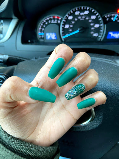Millenium Nails - Visual