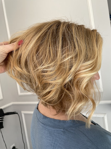 Sandra Chiantis Creative - Salon fryzjerski