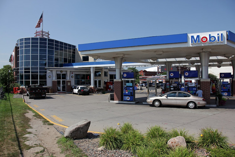 Bobby & Steve's Auto World