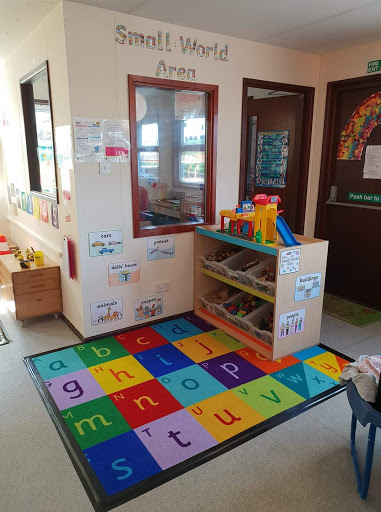 2 to school pre-school - Thumbnail