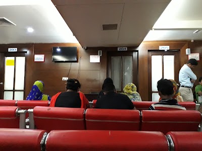 Photos of Max Hospital & Diagnostic Ltd.
