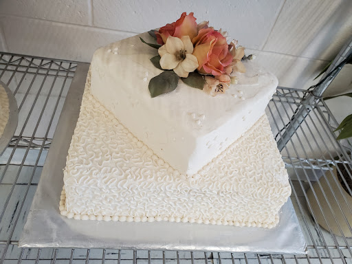 Eiffel Tower Pastry Shop & Catering Gallery - Canada