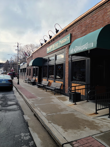 The 11th Street Precinct Bar & Grill - Thumbnail