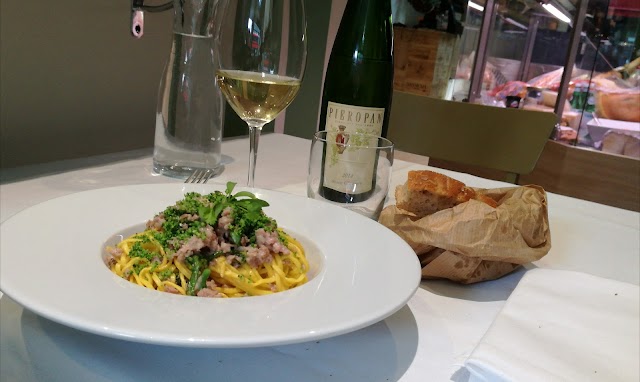 SATYRIO Italian restaurant - Wine Shop