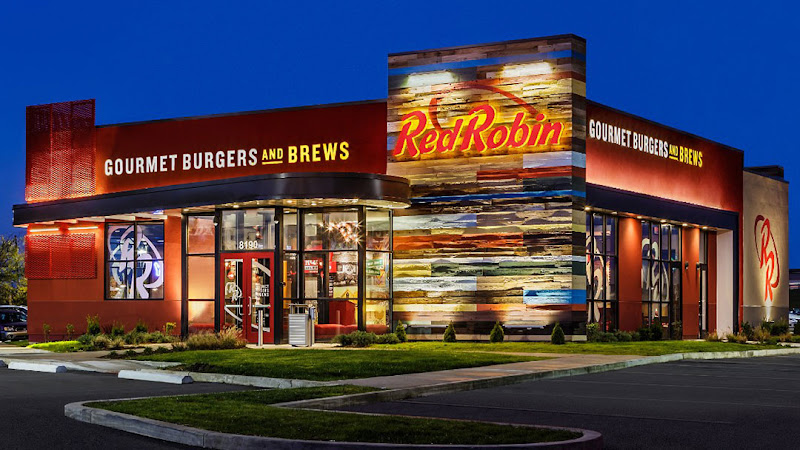 Red Robin — photo