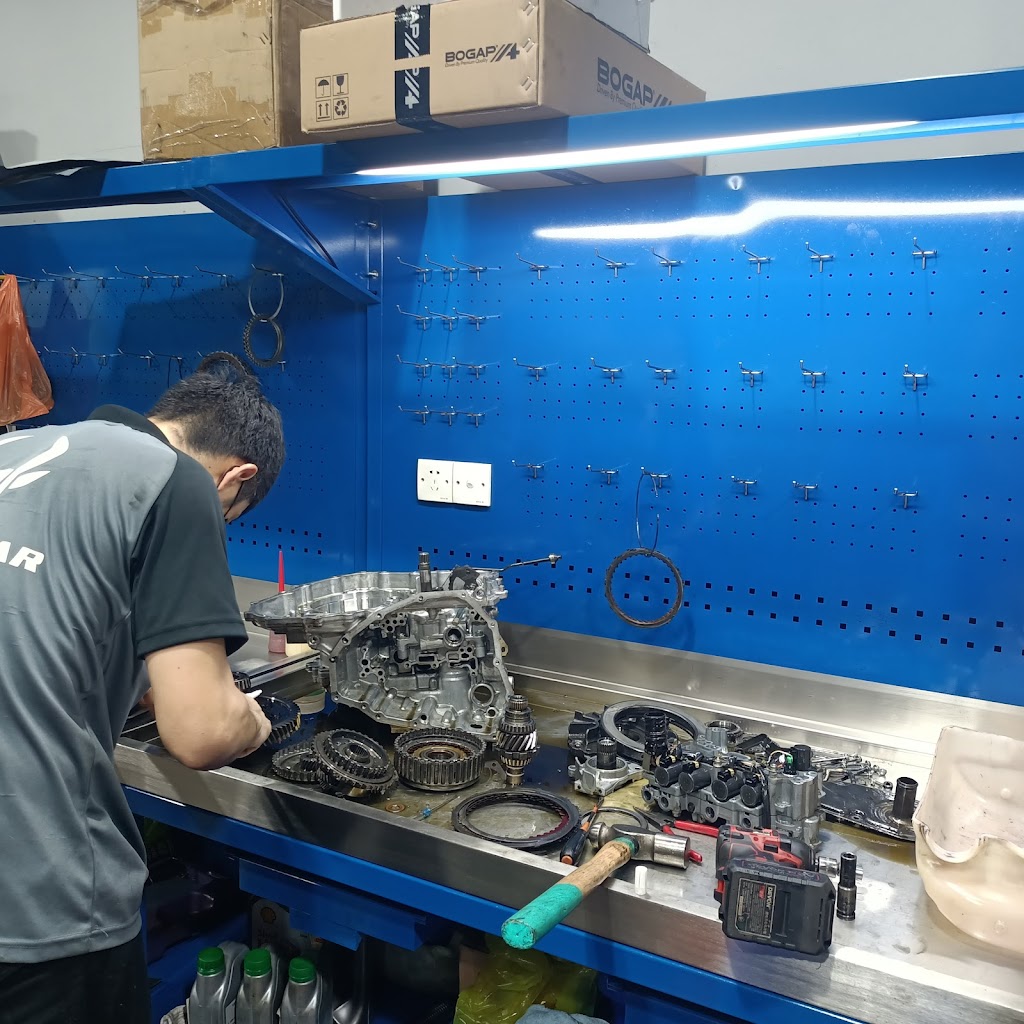 FINZEO CAR @ Jln Lam Huat - car servicing Singapore facility photo 2