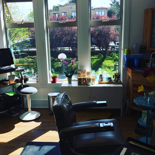 Friday Harbor Salon Gallery - United States