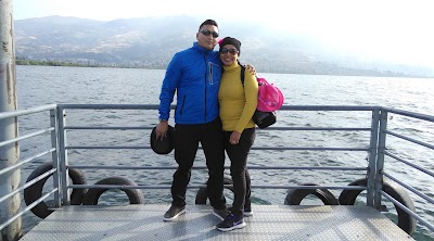 Photos of Lago San Pablo
