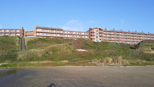 Hallmark Resort - Thumbnail