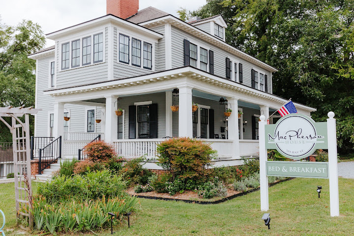 The MacPherson House by null