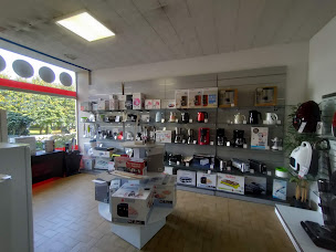 Photo n°2 de Extra - Moy Guerlesquin à Guerlesquin (Magasin de poêles à bois)