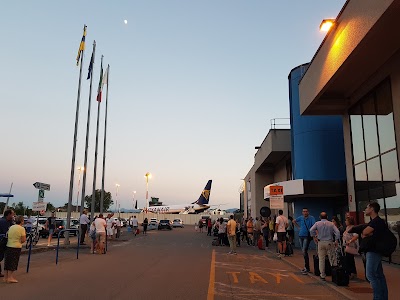 Photos of Parma Airport