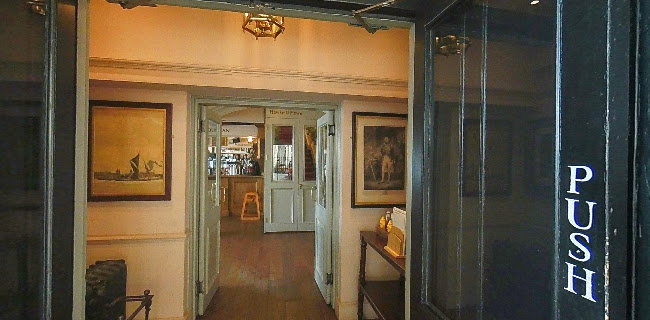 Trafalgar Tavern - Pub