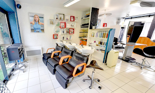 Photo n°26 de Bouniot Coiffeurs Créateurs à Châtellerault (Perruquier)