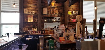 Blackwater Distilling & Tavern