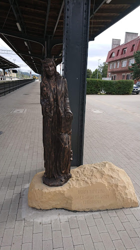 1 Maja 77, 58-500 Jelenia Góra