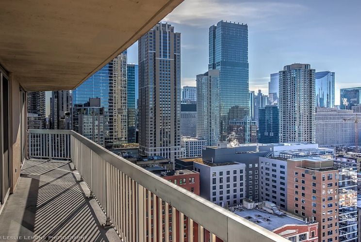 Leslie Lemons Photography — photography studio in Naperville, IL