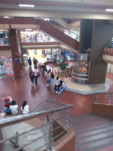 C.C. Arenales Plaza 1