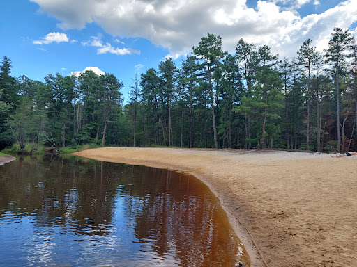 Mullica River Beach Logo