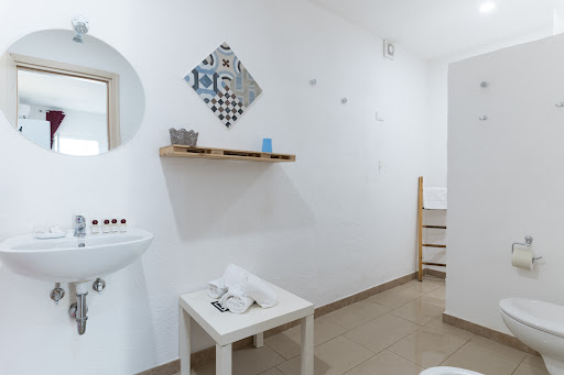 Hotel reverse - Visual