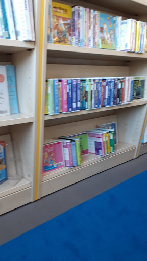 Rhuddlan Library - Visual