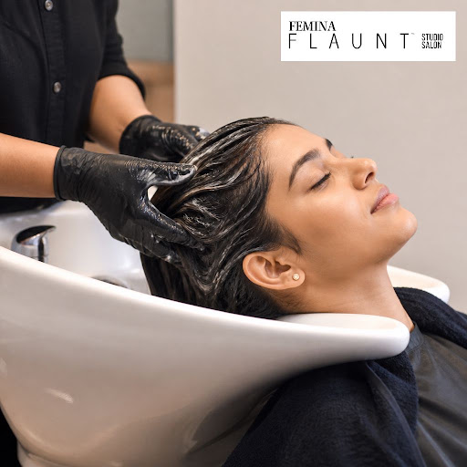 Looking for a salon near me that truly understands your hair? At Femina FLAUNT Studio Salon City… post image