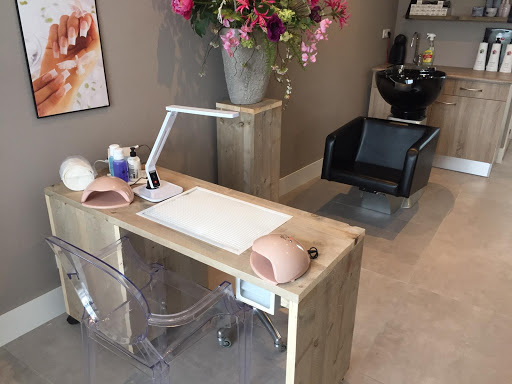 Salon Fabulush Gallery - Netherlands