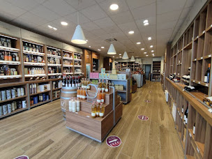 Photo n°27 de Comptoir des vignes Granville à Yquelon (Cave à vins)