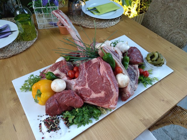 El Asombro Garden Grill