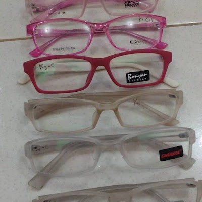 Photos of Optik Prima Jaya Kweden
