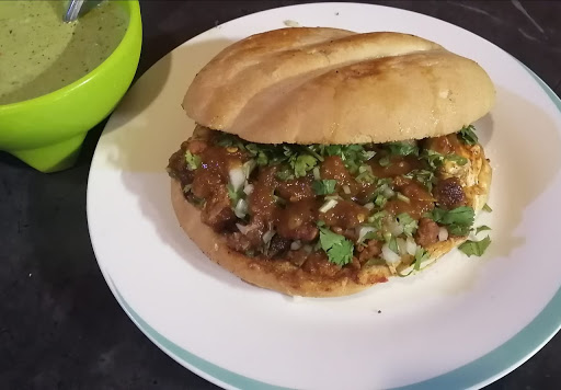 Tacos, tortas y postres ''Leo'' - Thumbnail