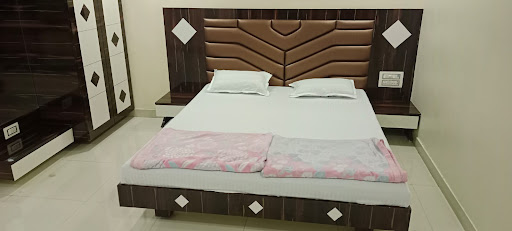 Gallery image 13