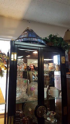 This & That Consignment Shop