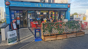 Photo n°4 de La Lune - Bar Tabac Presse à La Roche-sur-Yon (Magasin)