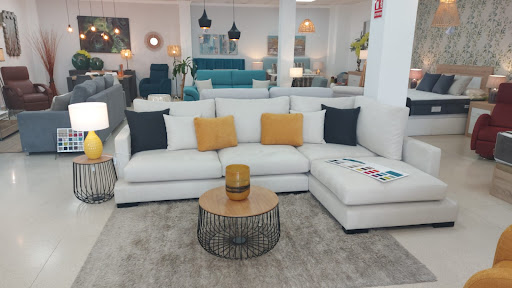 Vittello Nerja - Visual