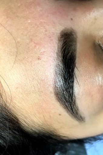 Define Brows Bletchley Milton Keynes - Thumbnail