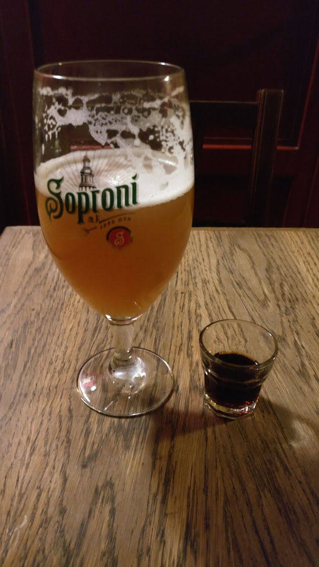Sherlock Holmes Pub