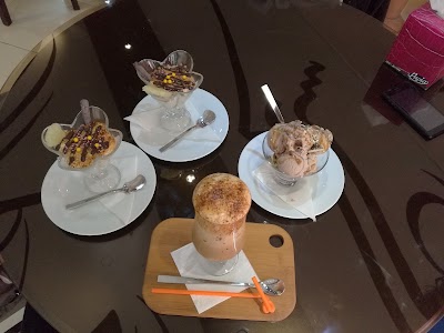 Photos of دفتر خدمات سیاحتی و جهانگردی آفتاب طلایی