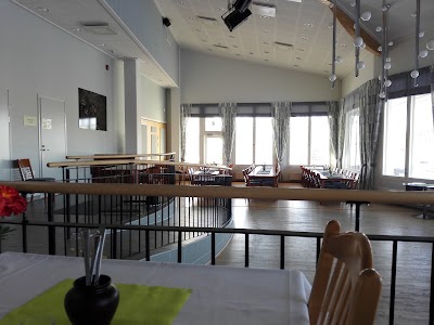 Photos of Kansanl&auml;&auml;kint&auml;keskus