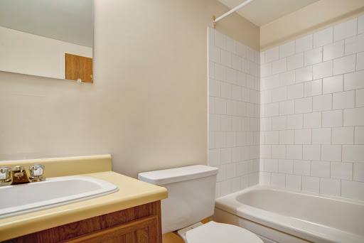 Woodsmere Apartment Homes Gallery - Canada