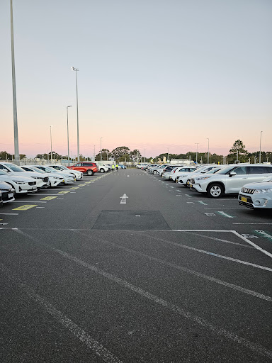 Hertz Car Rental - Williamtown Airport - Thumbnail