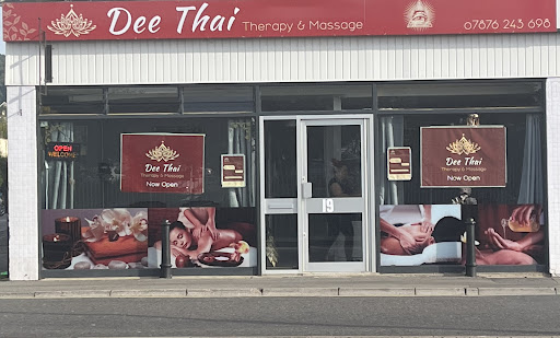 Dee Thai - Visual