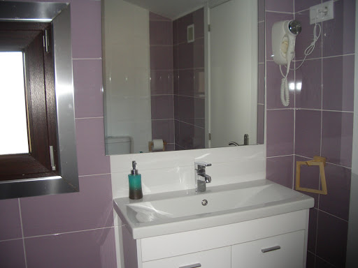 Apartamento rurales y albergue, complejo rural lifara - Thumbnail
