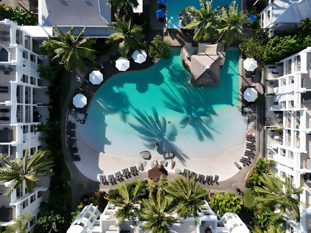 Peppers Beach Club & Spa Palm Cove by null