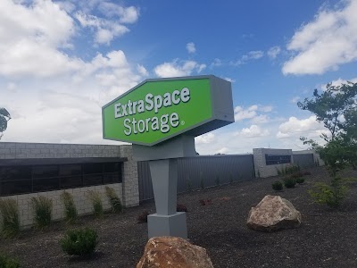 Extra Space Storage