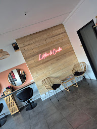 Photo n°4 de L'atelier de Coralie à Arnèke (Salon de coiffure)