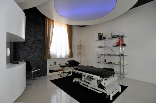 MeC - Centro di Osteopatia e Riabilitazione - Centro Medico Polispecialistico - Thumbnail