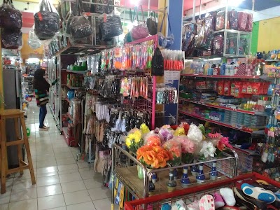 Photos of Toko Turiman New Accessories