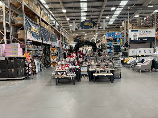 B&Q Dearne Valley - Thumbnail