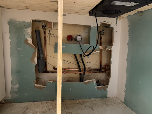 Photo de Experts de Maison - Plombier-Cuisiniste | Certifié QUALIBAT & Chauffage+ 2025 à Ablon-sur-Seine (94480)